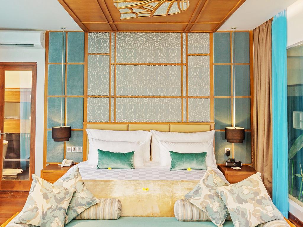 The Leaf Luxury *